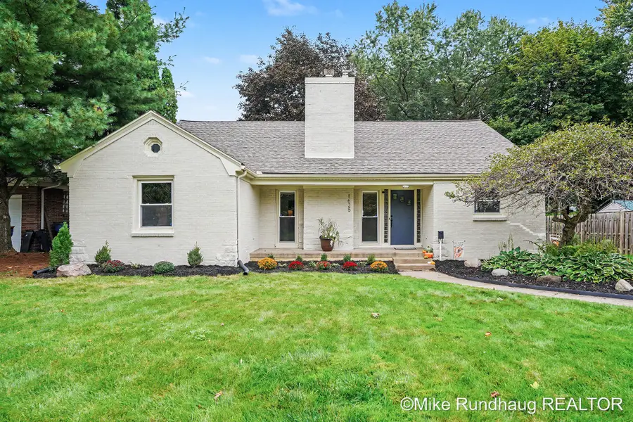 1625 Oswego Street Nw, Grand Rapids, MI 49504 - #3