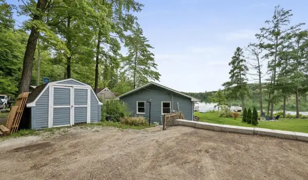 800 Kimberly Drive Ne, Sparta, MI 49345
