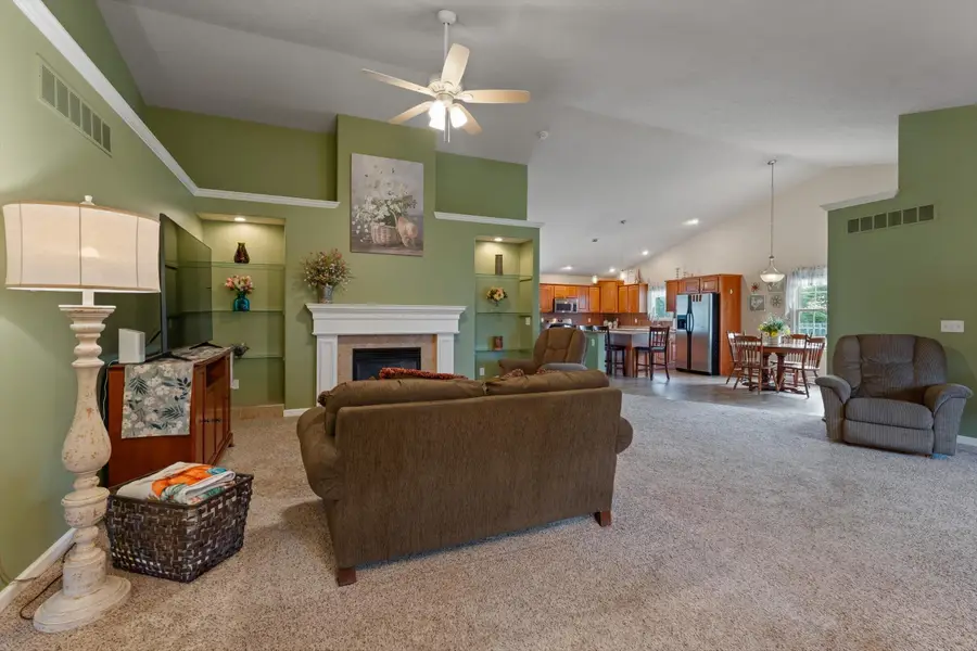 69390 Sundance Drive, Edwardsburg, MI 49112 - #3