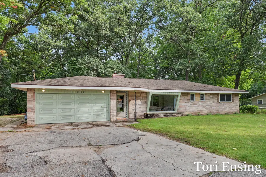 11852 W Carson City Road, Greenville, MI 48838 - #2