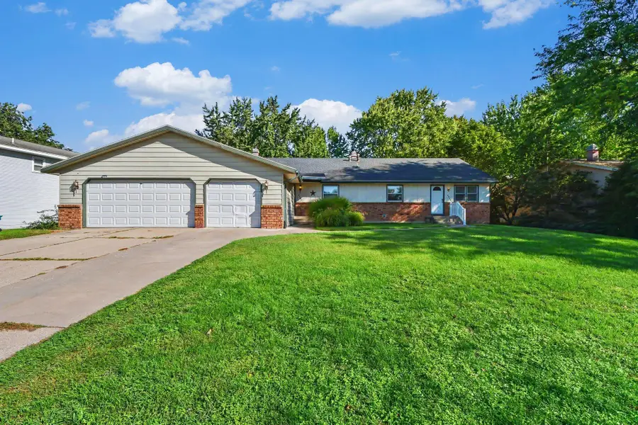 4860 Stauffer Avenue Se, Kentwood, MI 49508 - #2