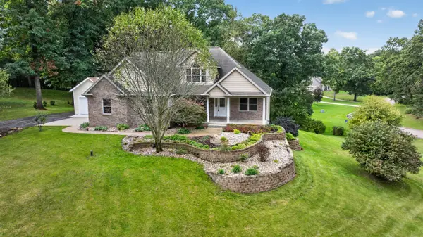 2112 Scenic Hills Drive, Jackson, MI 49201