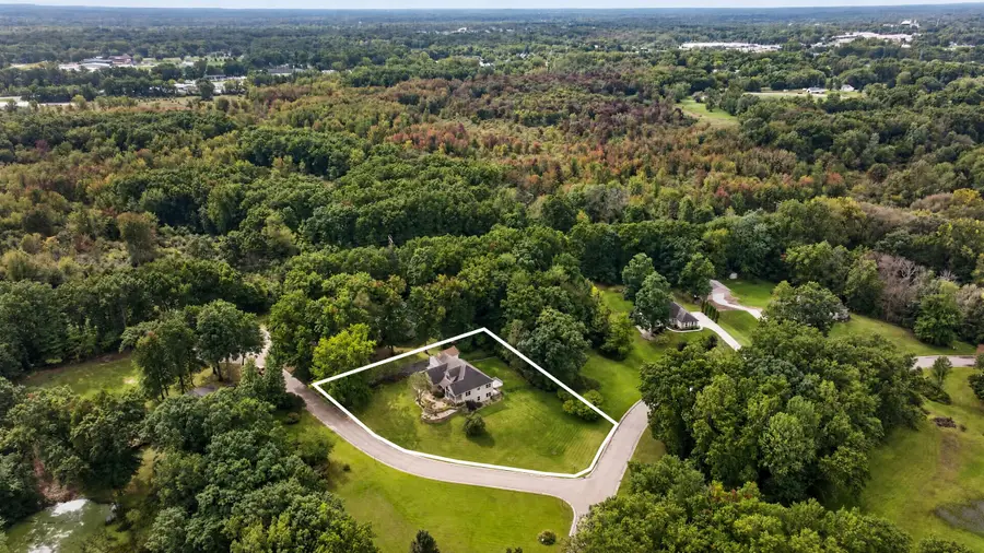 2112 Scenic Hills Drive, Jackson, MI 49201 - #2