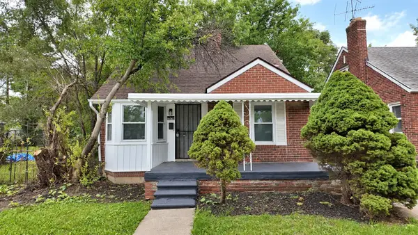 16062 Carlisle Street, Detroit, MI 48205