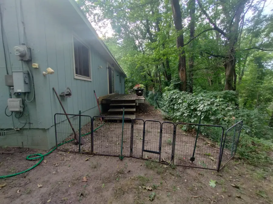 3847 Ponchartrain, Pinckney, MI 48169 - #3