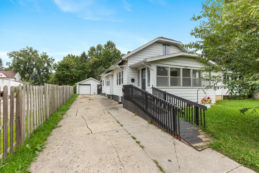 4032 Richmond Street Nw, Grand Rapids, MI 49534 - #2