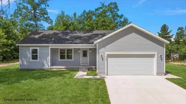6096 Automobile Road, Twin Lake, MI 49457