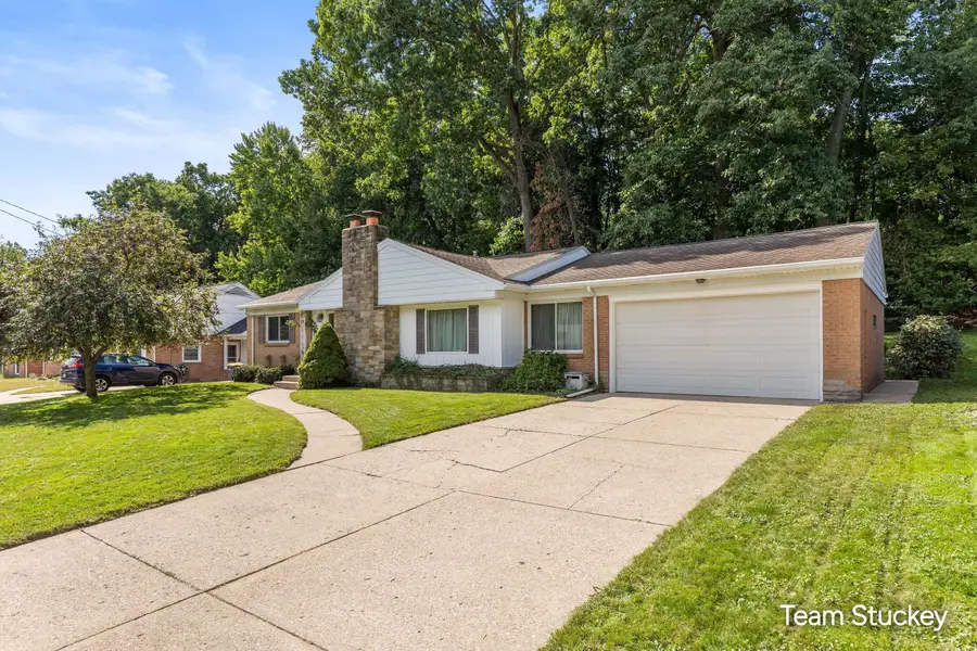 1127 Maplegrove Drive Nw, Grand Rapids, MI 49504 - #3