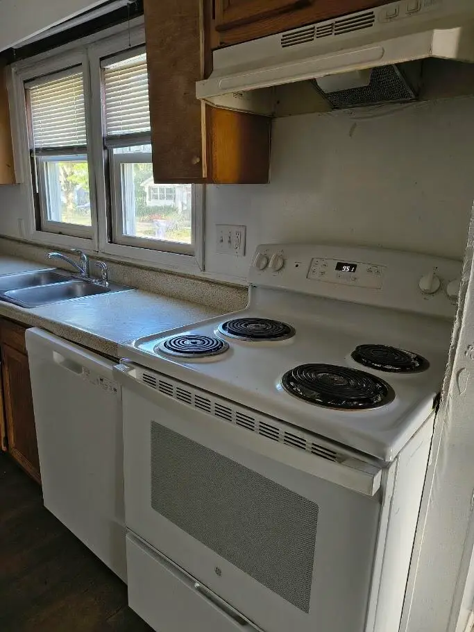 1709 Newark Avenue Se, Grand Rapids, MI 49507 - #2