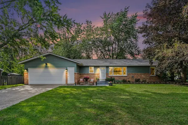 2430 Oak Hollow Drive, Jenison, MI 49428