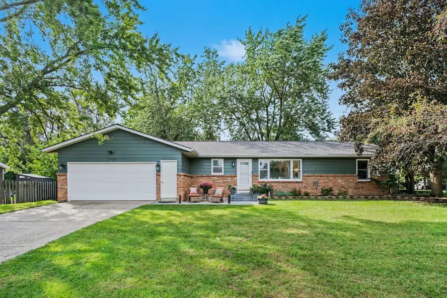 2430 Oak Hollow Drive, Jenison, MI 49428 - #2