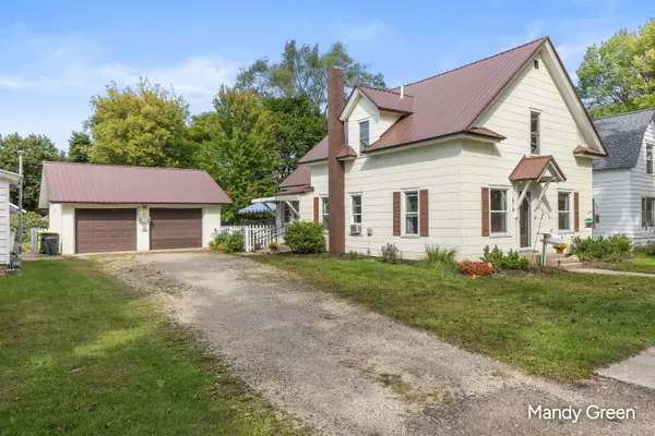 410 E Coffren Street, Greenville, MI 48838