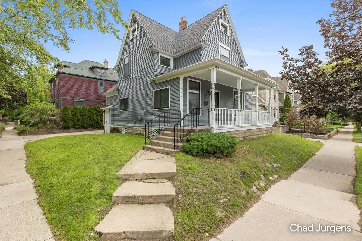 901 Wealthy Street Se, Grand Rapids, MI 49506 - #1