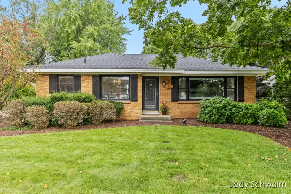 3973 41st Street Sw, Grandville, MI 49418