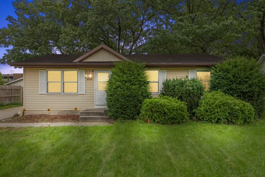 3726 Bluebird Avenue Sw, Wyoming, MI 49519 - #2