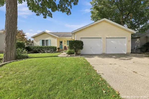 1515 Caprice Drive, Jenison, MI 49428