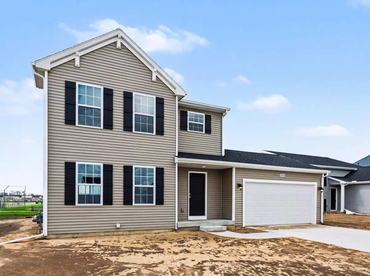 1127 Grosvenor Drive, Greenville, MI 48838 - #1
