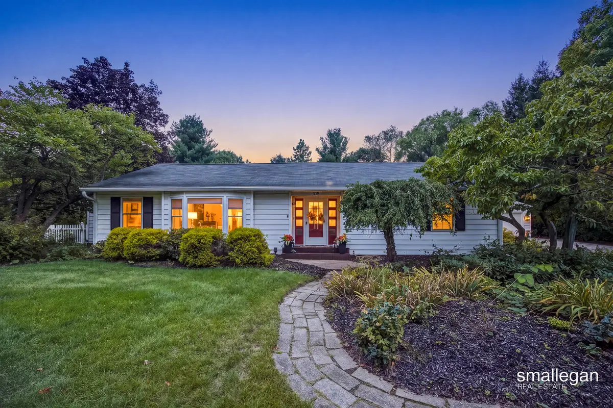 610 W Ellis Avenue, Belding, MI 48809 - #1