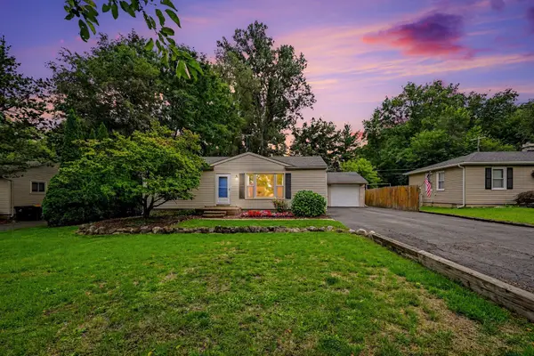 34895 Bridgeman Street, Farmington Hills, MI 48335