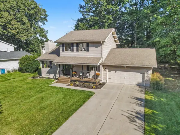 6785 Gran Via Drive Ne, Rockford, MI 49341