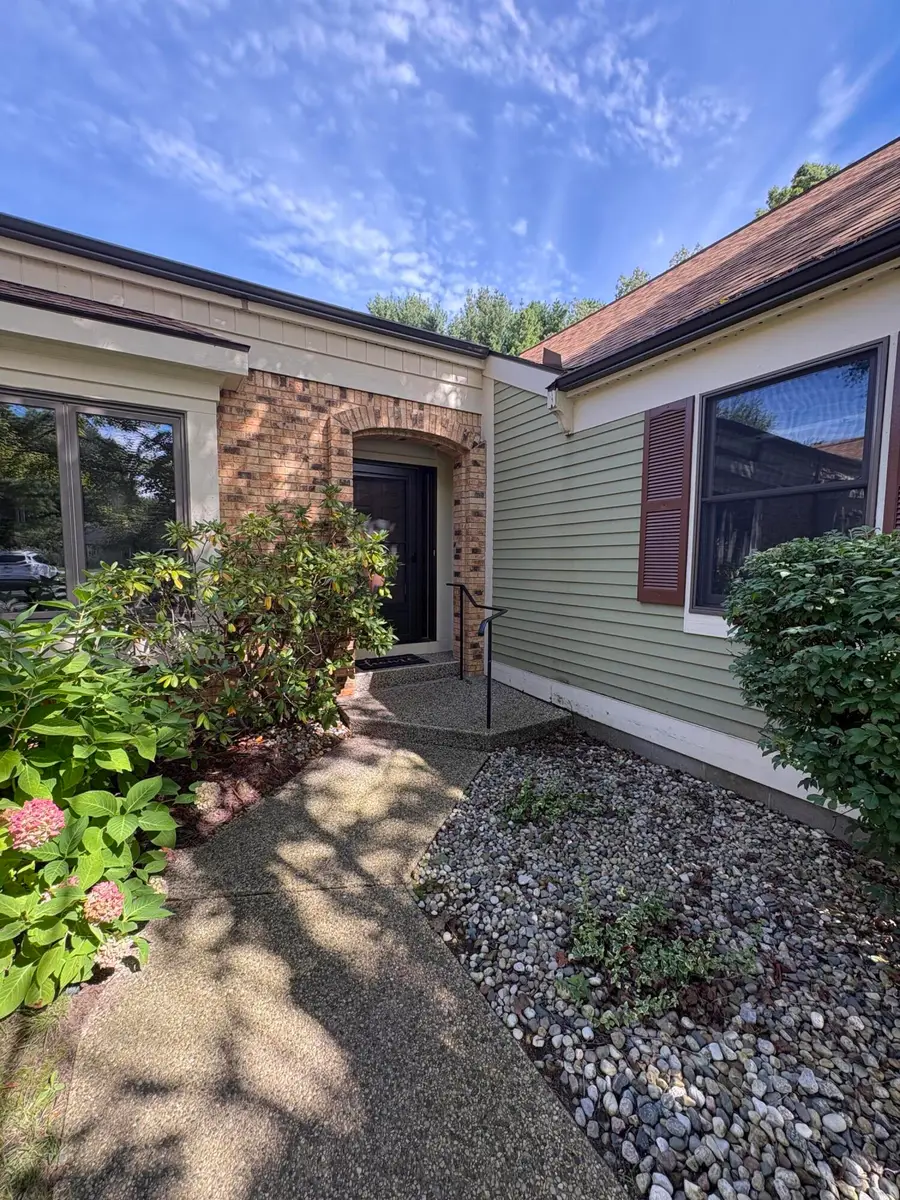 17652 Woodbridge Road #2, Spring Lake, MI 49456 - #2