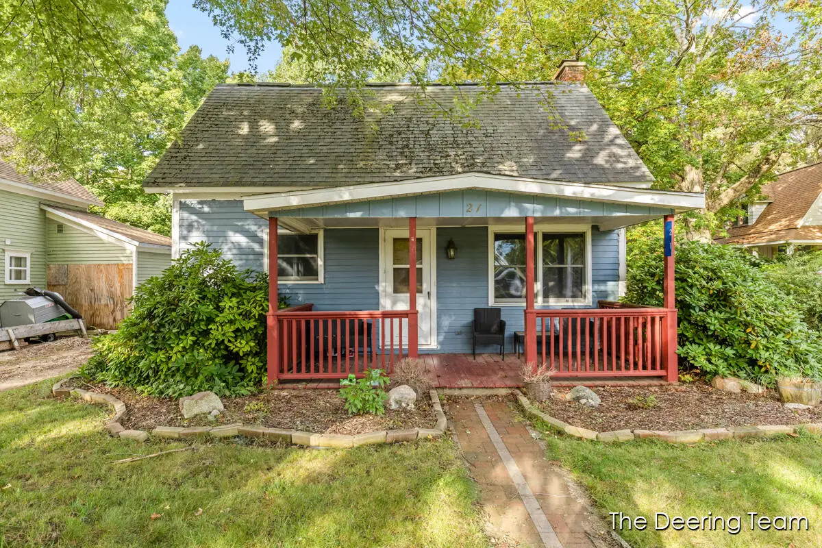 21 S Gibbs Street, White Cloud, MI 49349 - #1