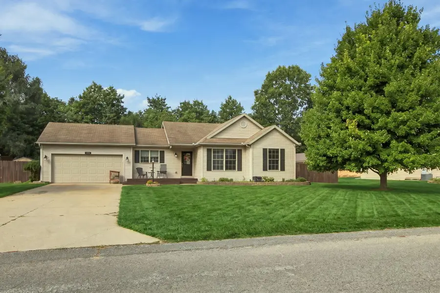 3030 Maplewood Street, Benton Harbor, MI 49022 - #2