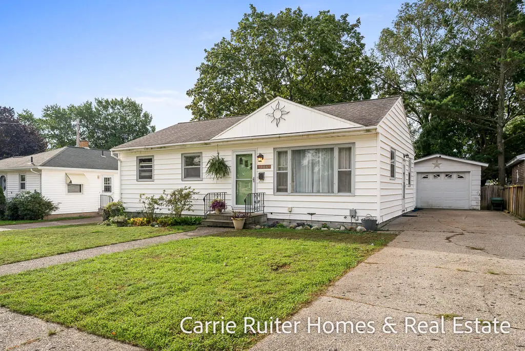 306 Orchard Avenue, Grand Haven, MI 49417 - #1