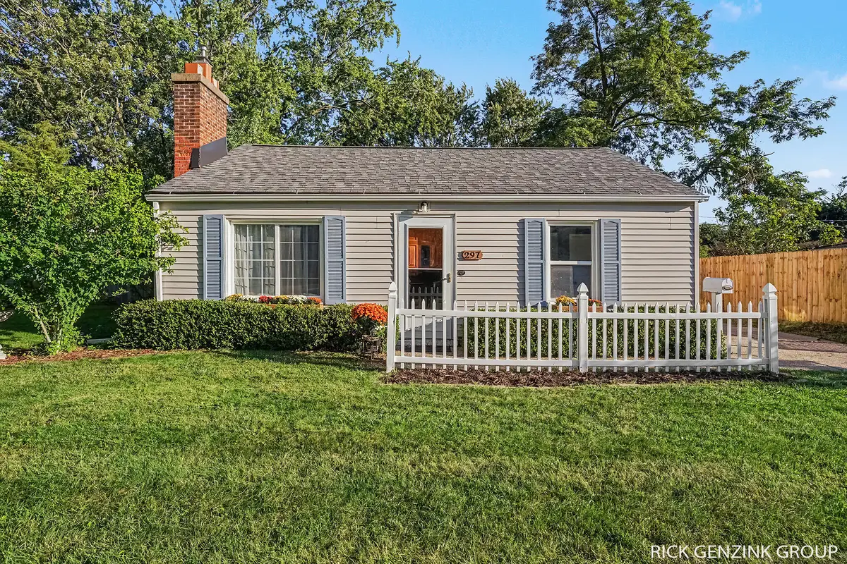 297 W 30th Street, Holland, MI 49423 - #1