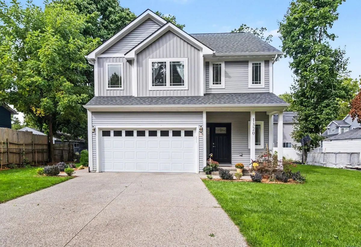 1320 Parkway Street, Waterford, MI 48328 - #1