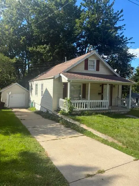 3325 Paris Avenue Ne, Grand Rapids, MI 49525