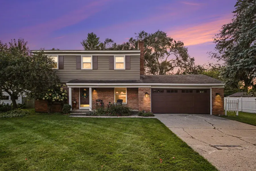 1727 Wayside Drive Se, Kentwood, MI 49546 - #2