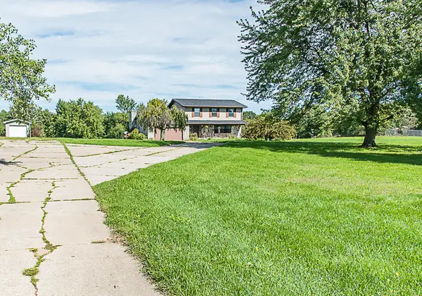 2240 E Hickory Road, Battle Creek, MI 49017