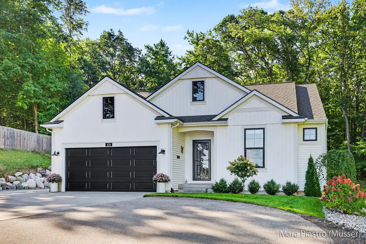 426 145th Avenue, Caledonia, MI 49316 - #1