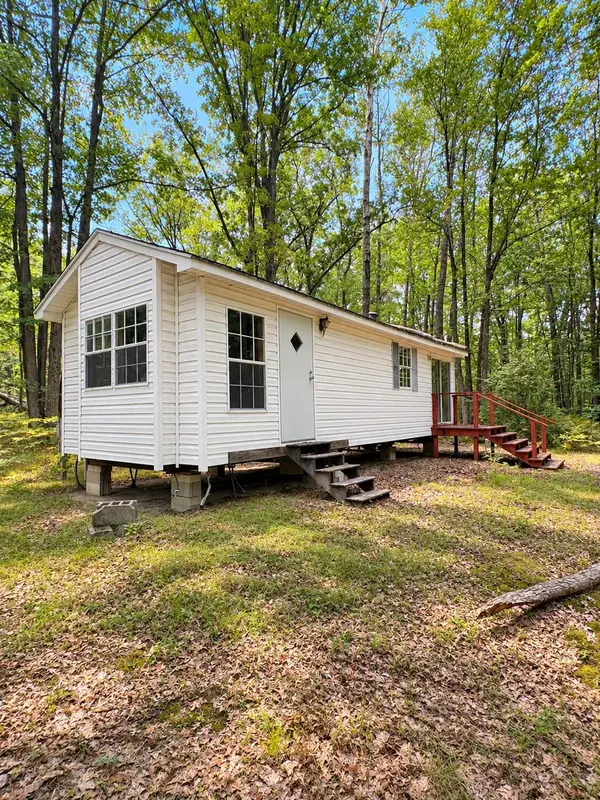6075 W Herrick Road, Lake, MI 48632