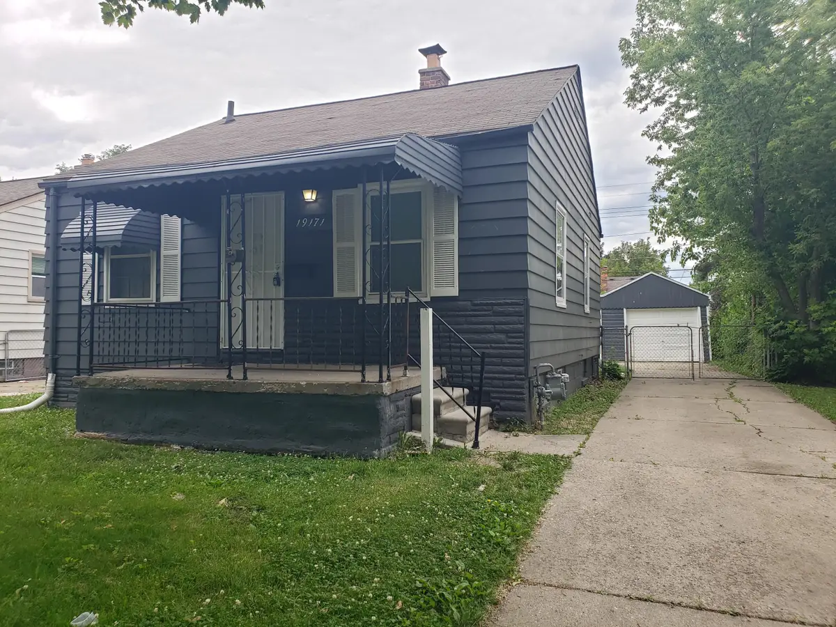 19171 Kenosha Street, Harper Woods, MI 48225 - #1