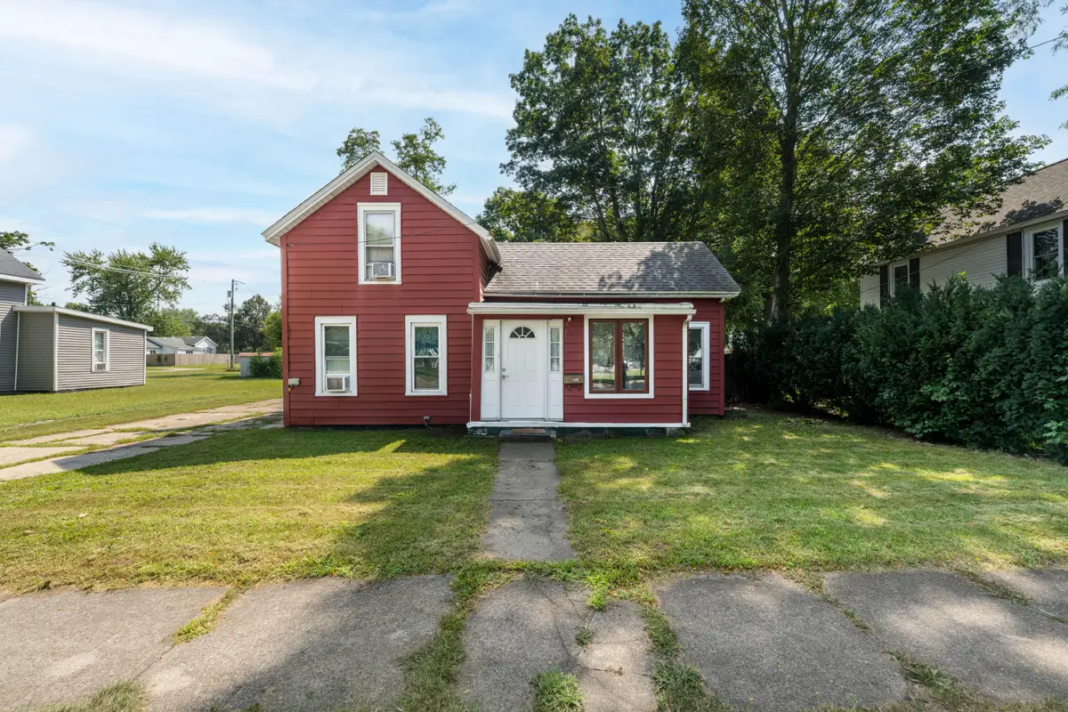 324 Oak Street, Dowagiac, MI 49047 - #1