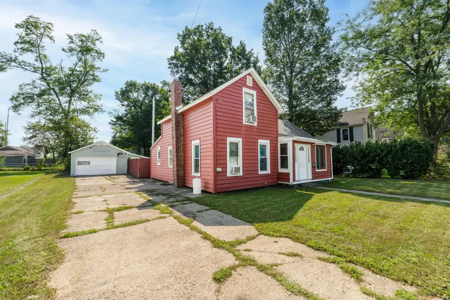 324 Oak Street, Dowagiac, MI 49047 - #3