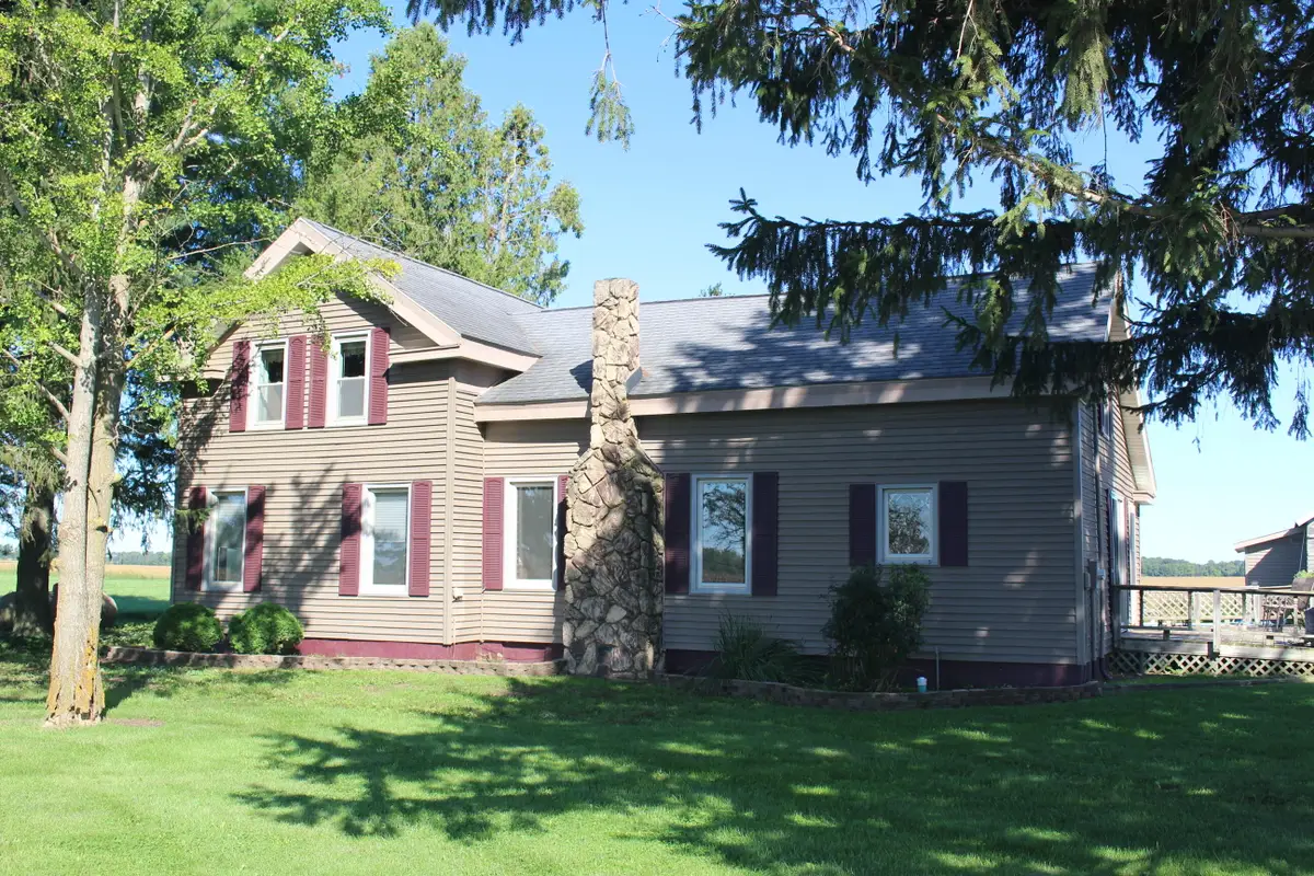 6348 W V Avenue, Schoolcraft, MI 49087 - #1