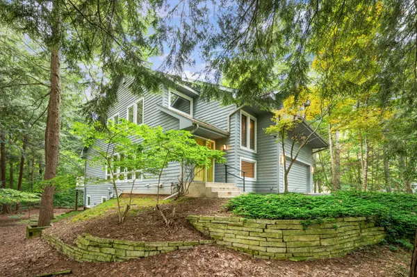 12760 Highland Shores Drive, Sawyer, MI 49125