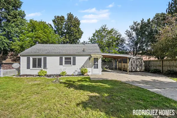 8242 Freeland Avenue Sw, Byron Center, MI 49315