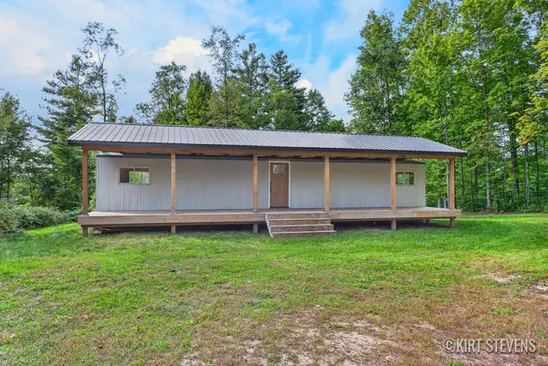 5626 W Rhoby Road, Lake City, MI 49651