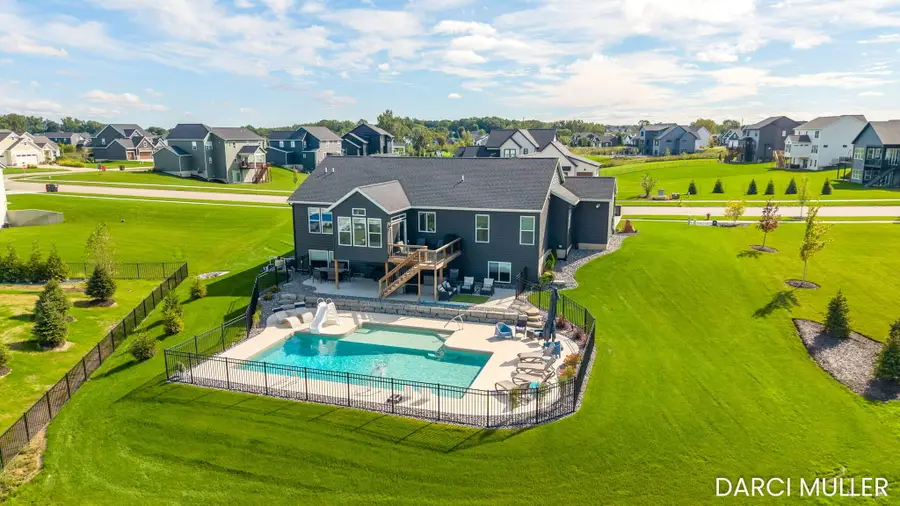 8025 Erie Drive Sw, Byron Center, MI 49315 - #2