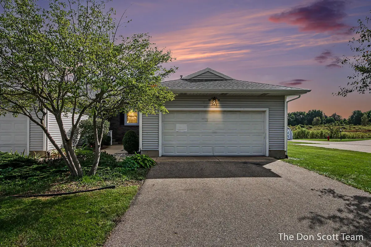 282 Creekside Street Nw, Sparta, MI 49345 - #1