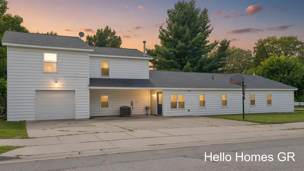 415 Grand Rapids Street, Middleville, MI 49333 - #1