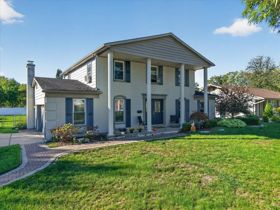36523 Whitcomb Street, Livonia, MI 48154 - #2