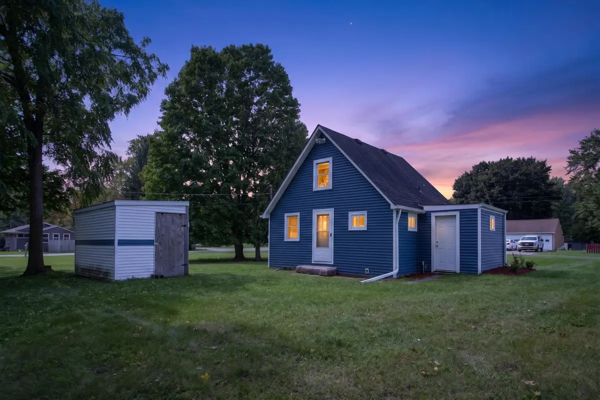 2024 W Washington Avenue, Jackson, MI 49203 - #1