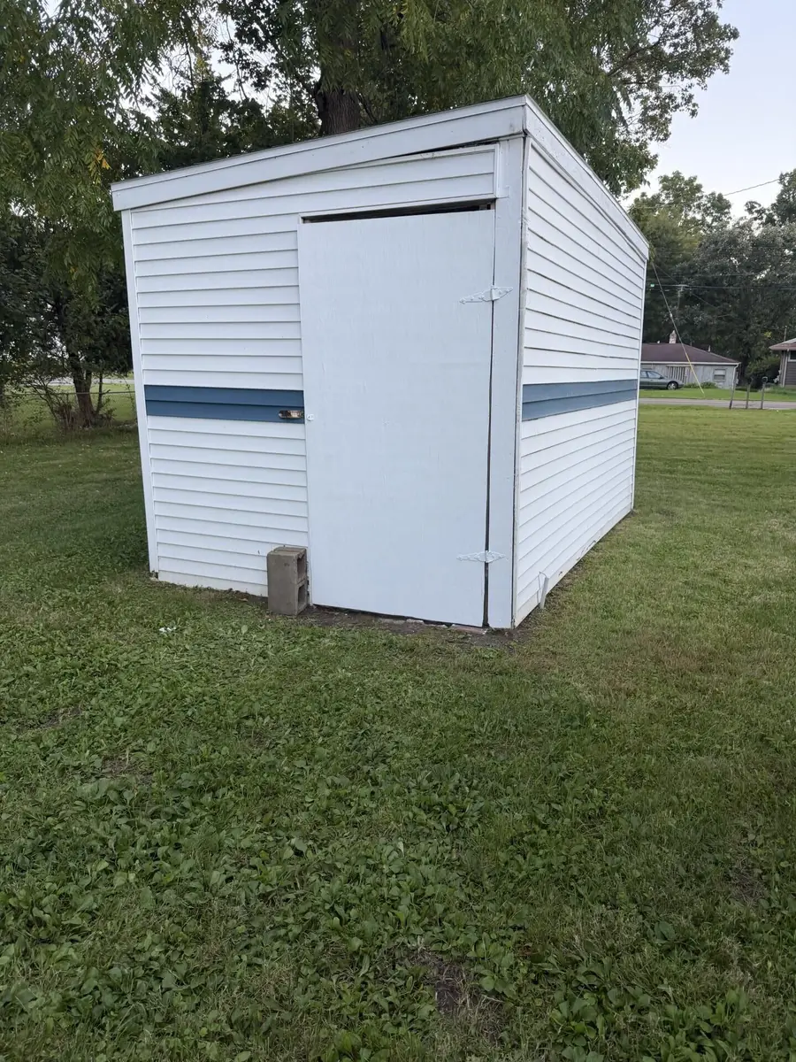 2024 W Washington Avenue, Jackson, MI 49203 - #2