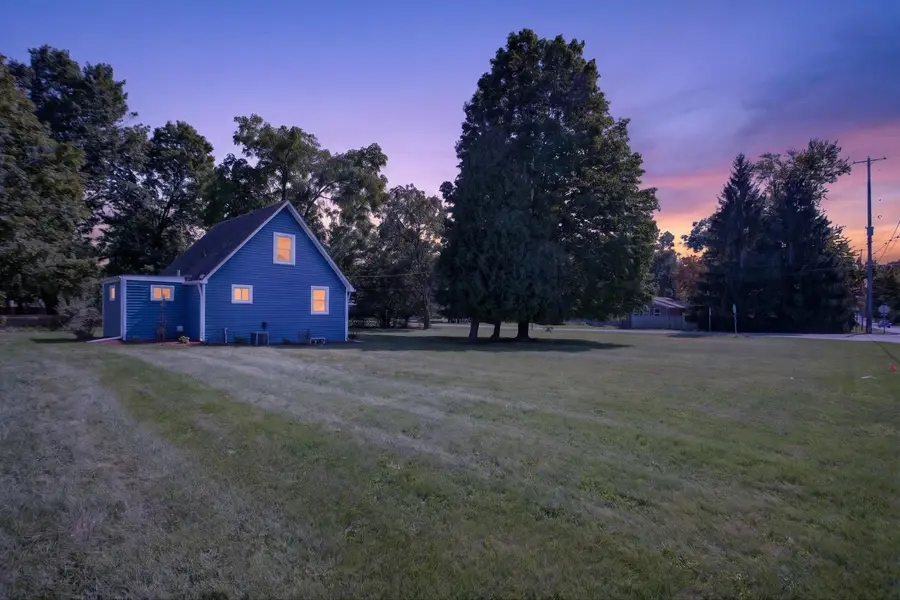 2024 W Washington Avenue, Jackson, MI 49203 - #3