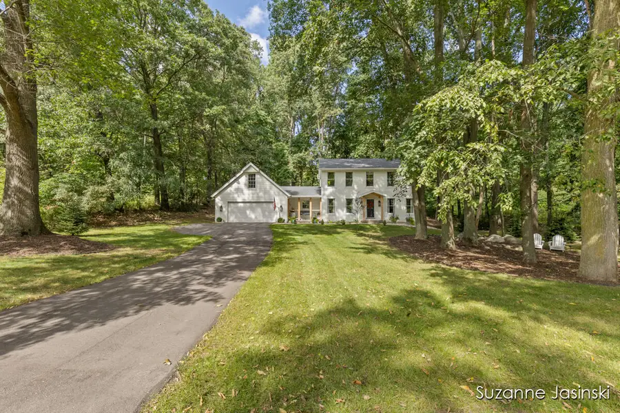 3597 Riverwoods Drive Ne, Rockford, MI 49341 - #3